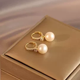 耳钉;耳扣;项链