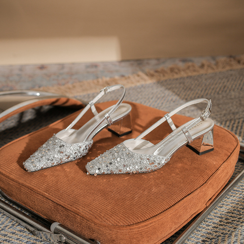 [Fengtong] 5209 Cool Faner silver Sequin High Heels Thick Heel Small Square Head Fashion Temperament Ladies Sandals