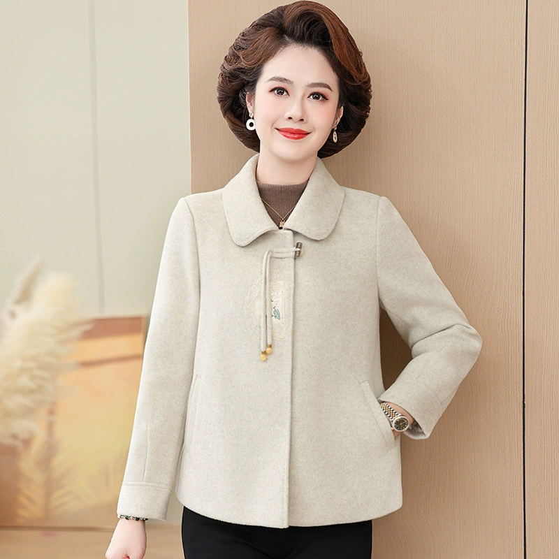 Среднее и старое весеннее и осеннее короткое шерстяное пальто новое женское платье среднего возраста