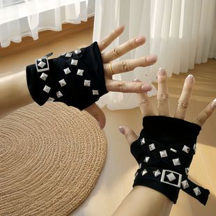 ��ɫ�T�朗l����Y2K����L��������ý���������Ů���װٴ�