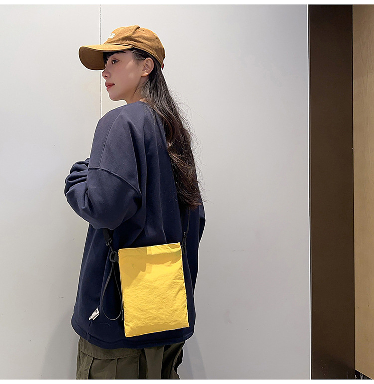 The 2025 summer new stylish, simple and individual small square bag is a trendy and casual single-shoulder crossbody bag for women undefined