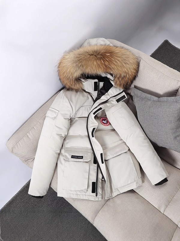 2024 Winter Women's and Men's Down Jackets, Mid-Length Workwear, Korean Style Thickened Coats, Couple's Jackets, Customizable Logo 2024 Winter Women's and Men's Down Jackets, Mid-Length Workwear, Korean Style Thickened Coats, Couple's Jackets, Customizable Logo