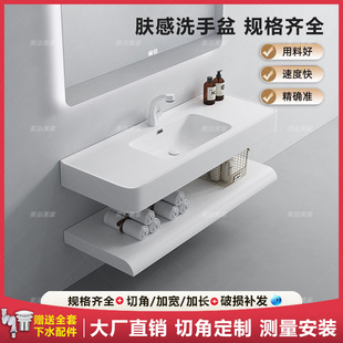 �羳�p�݈A������ϴ����ϴ��̨�����p���w�п�����һ�w��ԡ�ҙ�