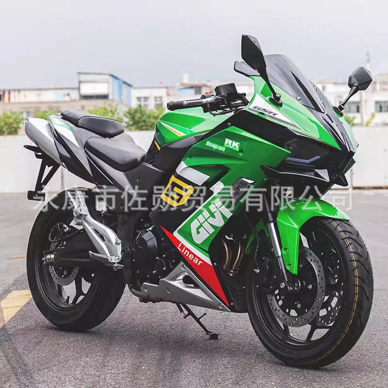 H2 real fuel-powered motorcycle, heavy-duty motorbike, exhaust pipe under the seat, large 200cc displacement