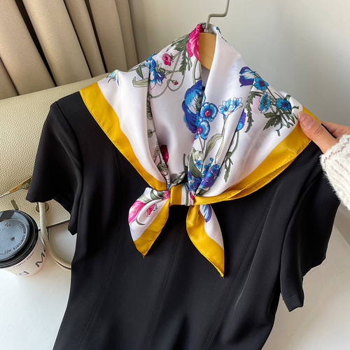 Lily Silk Scarf for Women, Neck Scarf with Simulated Silk, New Small Square Scarf, Sweet Print, Neck Wrap Scarf, Shawl, Sun Protection