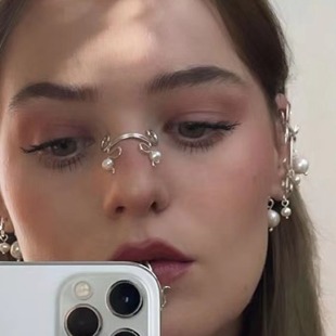 Geometric lines inlaid pearl three-dimensional puncture-free nose ornaments niche design European and American punk style high-grade nose clip