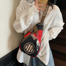 运动骑行2025印花休闲胸包新款时尚斜挎包小众设计口袋单肩