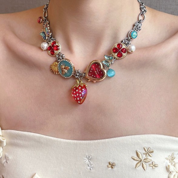 10#Love Strawberry Necklace