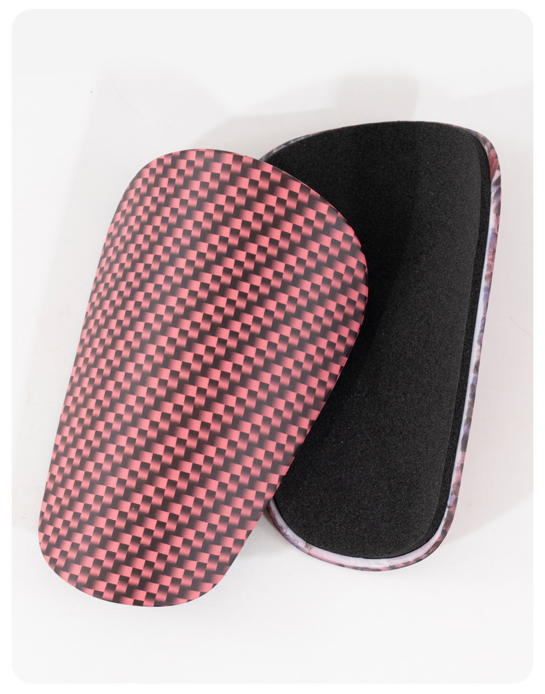 PBT adulto fútbol entrenamiento pierna guardia de los niños imitación fibra carbono Mini Shin guardia enchufe fino equipo grueso