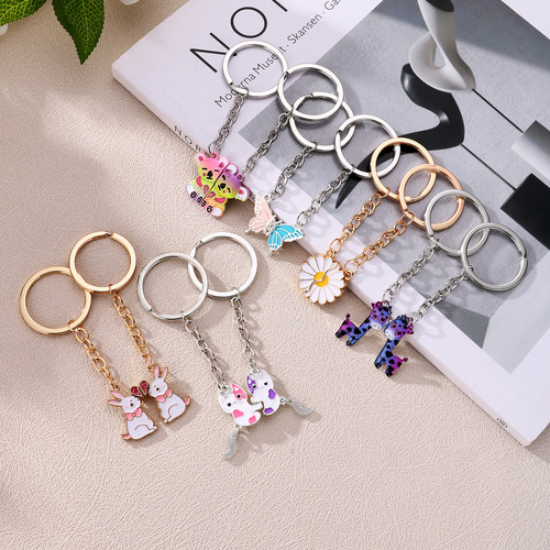 Cross-border new metal key chain cartoon cute rabbit creative key chain bag hook decoration couple set