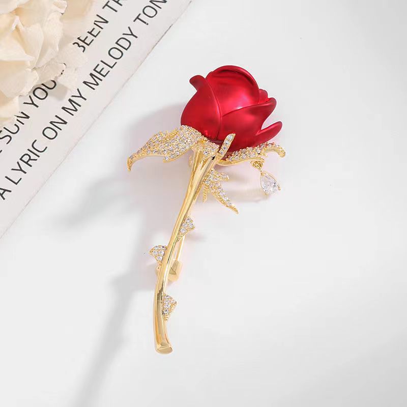 Broche de luxe en cristal léger haut de gamme pour femme, simple et tendance, accessoire de mode, broche en perles en gros_voghion.com