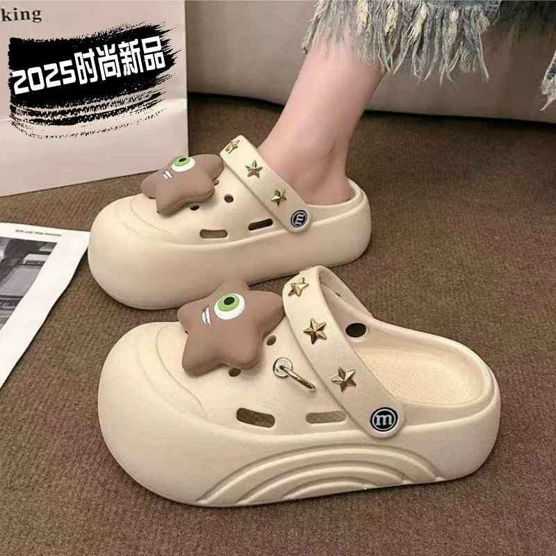 Милые летние пляжные тапочки в стиле Crocs, платформа, нескользящие дышащие сабо-мюли, год выпуска коллекции 2025, закрытый носок, подходят для уличной носки, дропшиппинг доступен
