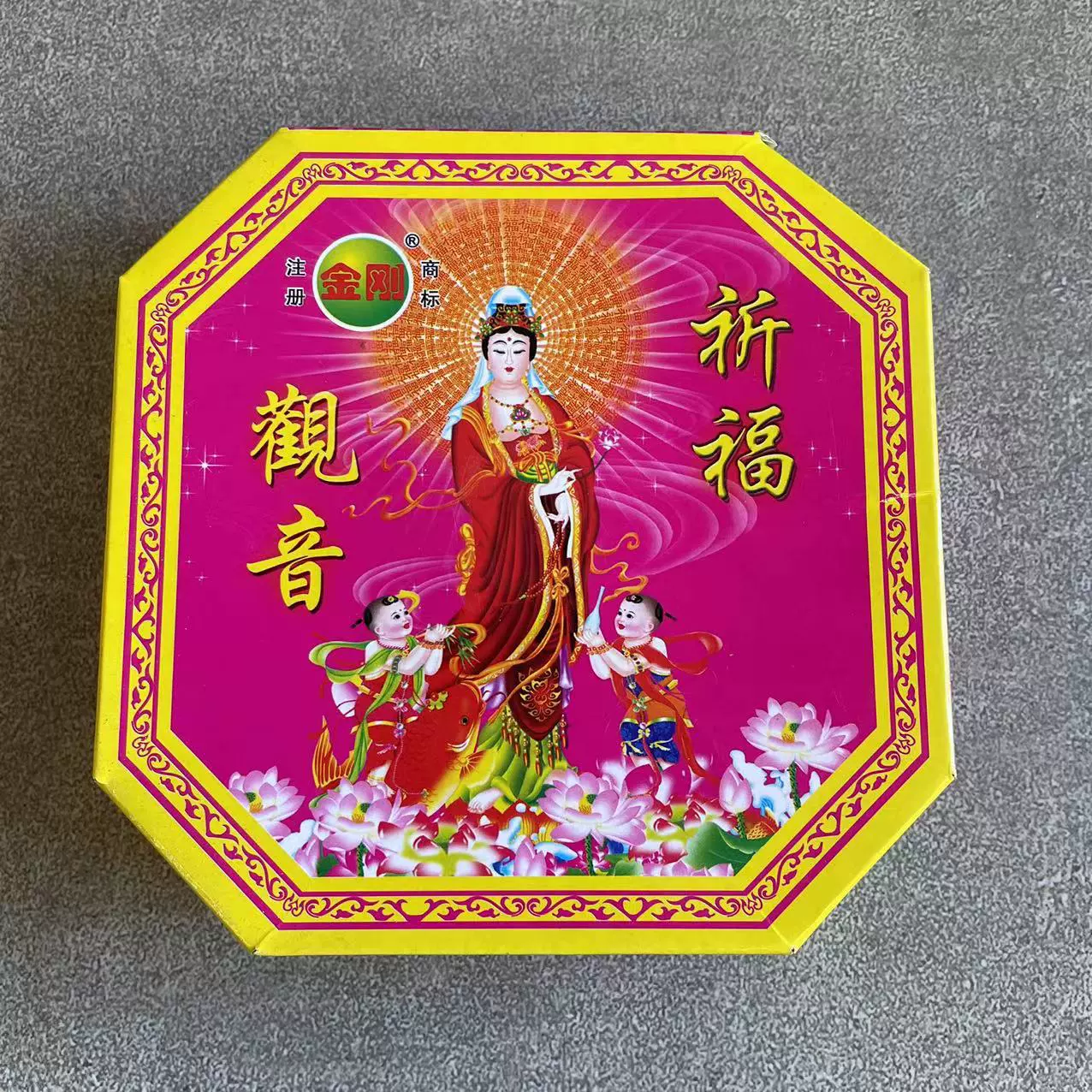 Сандалово-бородинские древесные ароматические изделия 12 часов, 24 часа, Vajrayana старый сандаловый дом внутренний сандал