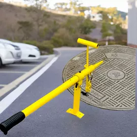 撬棍、起钉器;管夹;钳工工具