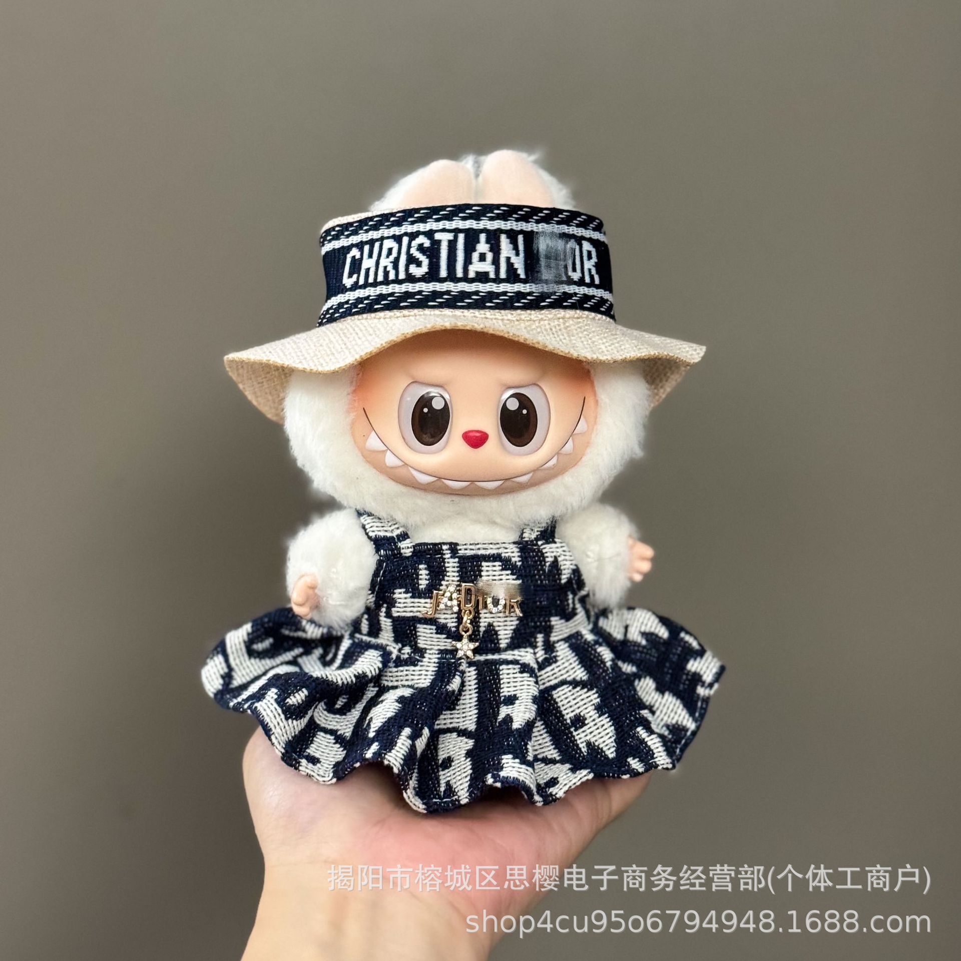 Ropa exclusiva para muñeco Labubu – prendas de peluche 17 cm, falda y traje para primera y segunda generación