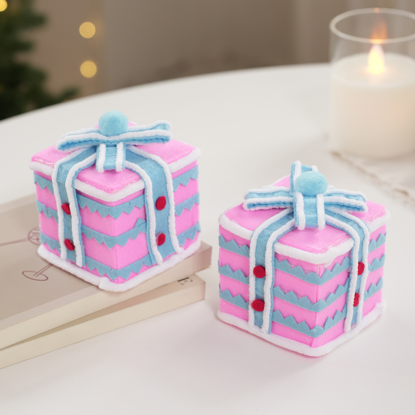 Cajas de regalo de color transfronterizas decoración navideña decoración de tela espuma decoración de escritorio props de atmósfera de vacaciones