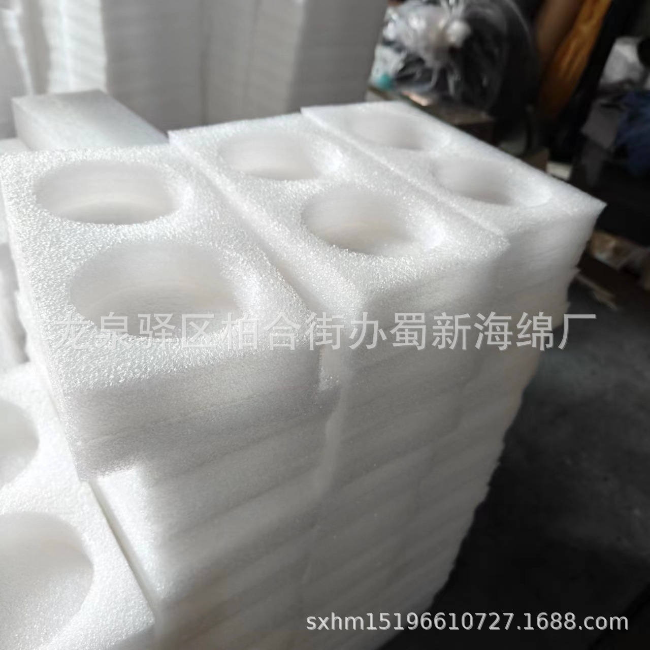 厂家供应酒瓶珍珠棉包装泡沫/珍珠棉成型异型酒瓶包装