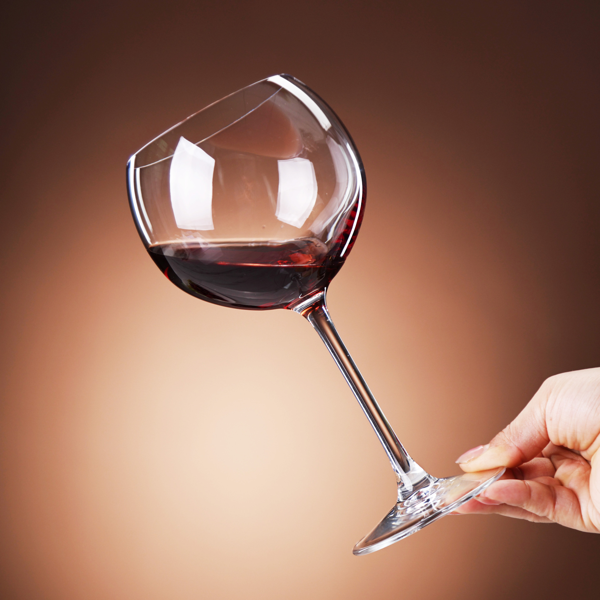 Hemisférico tazas de alto pie tazas de vino de gran capacidad tazas de vino tazas de vidrio tazas de champán tazas de cóctel impresión LOGO al por mayor