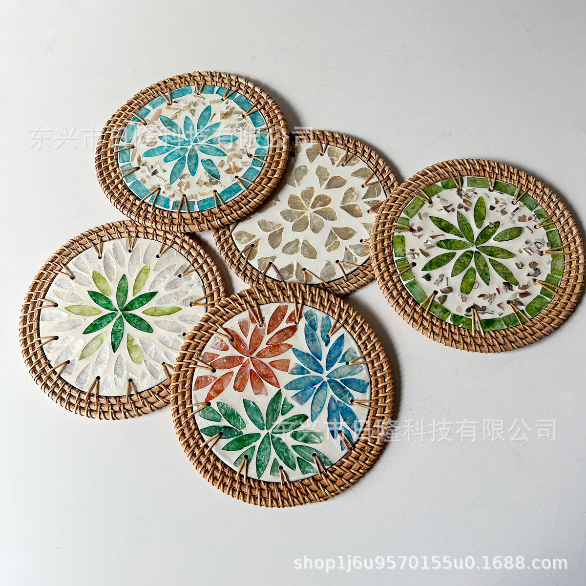 후지카 컵받침 – 18cm 단품 (랜덤 발송)