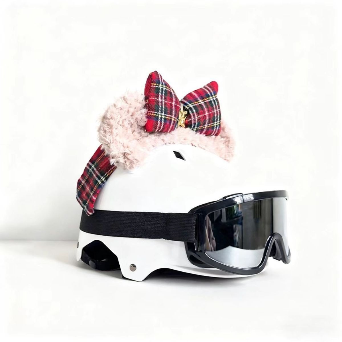 Cute sun-protective cartoon ski helmet decoration, suitable for single and double board helmets, motorcycle helmet decoration for men and women