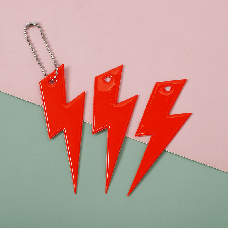 PVC reflectante colgante rayo gráfico llavero reflectante de doble cara PVC etiqueta reflectante fabricante en stock