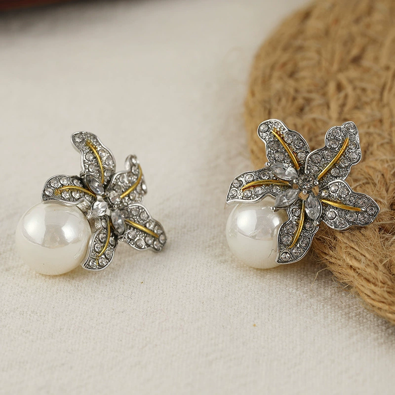 Demi-season two-color universal earrings floral from pearl, light luxury style
