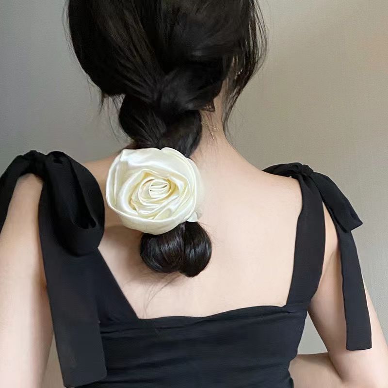 Anillo de pelo Rosa flor tridimensional anillo de intestino grueso cuerda de pelo ins retro artístico estilo universitario Flor de satén accesorios para el cabello de alta gama