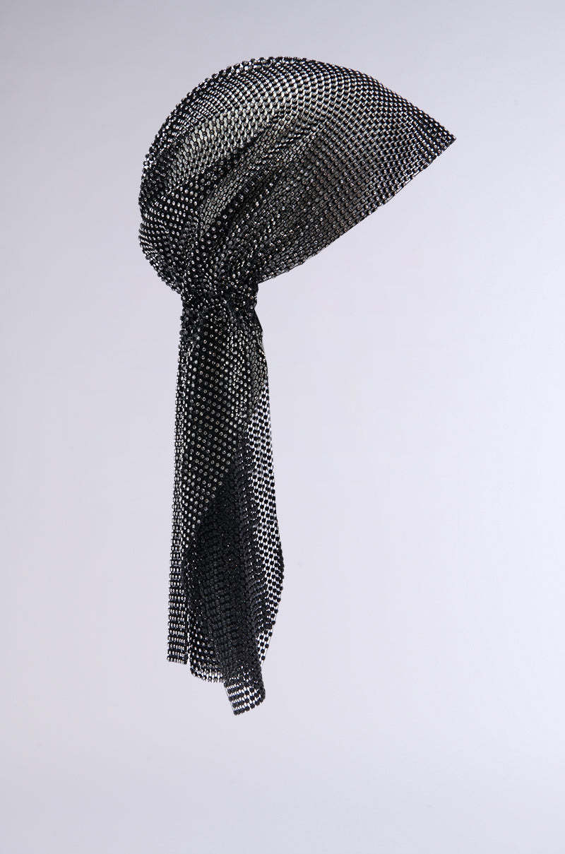 AK211003-BLACKBLACK3