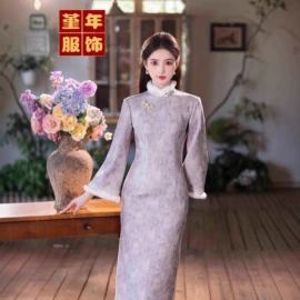 旗袍;披肩;半身裙