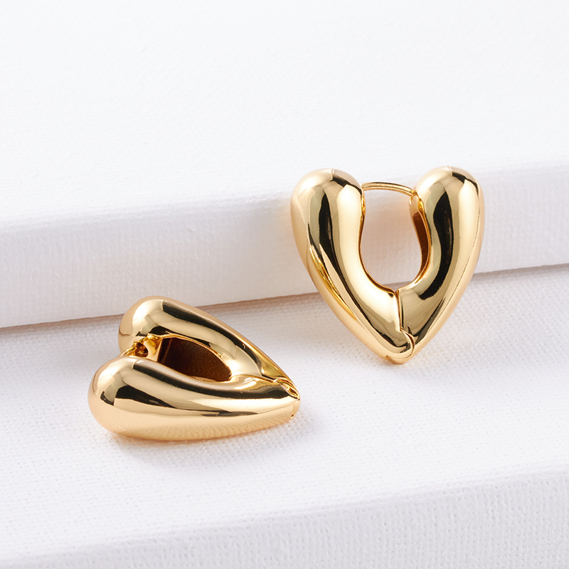 Daily Occasion 1 Pair Fashion Heart Shape Plating Copper 18k Gold Plated Earrings