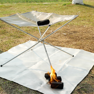 Outdoor camping fireproof cloth picnic barbecue heat insulation mat flame retardant cloth high temperature resistant fire extinguishing blanket silicone cloth camping