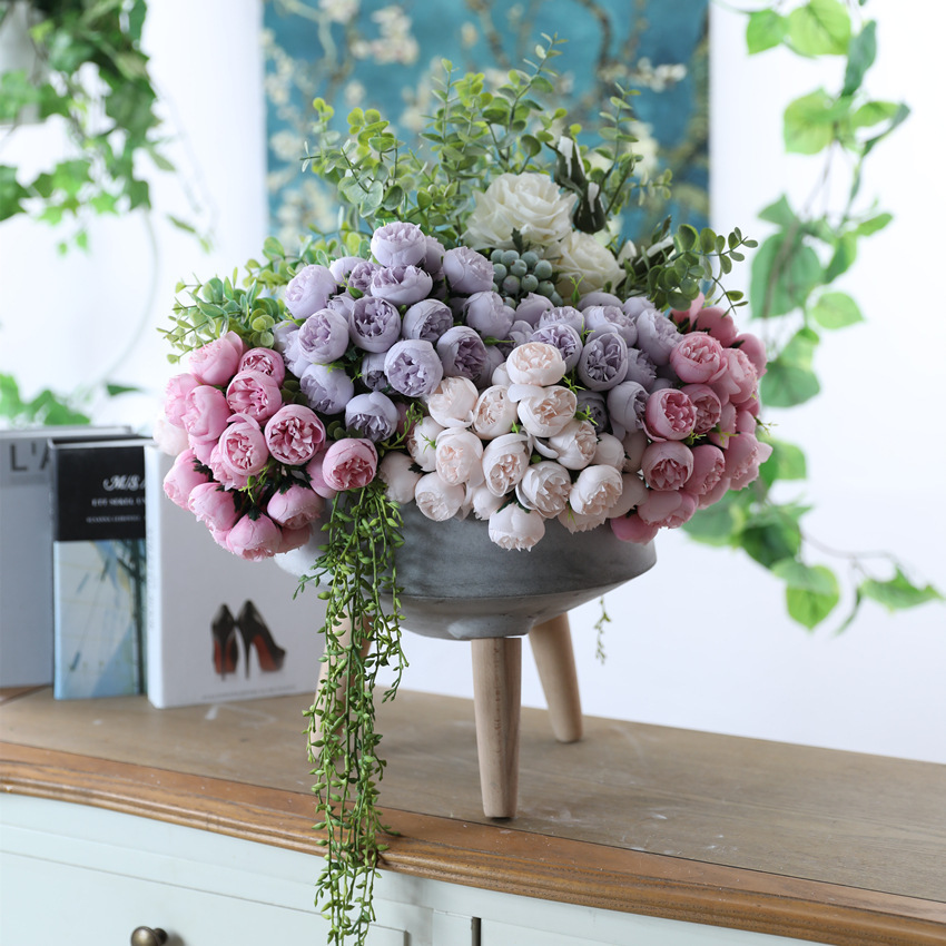 27 tea rose lafite bouquet