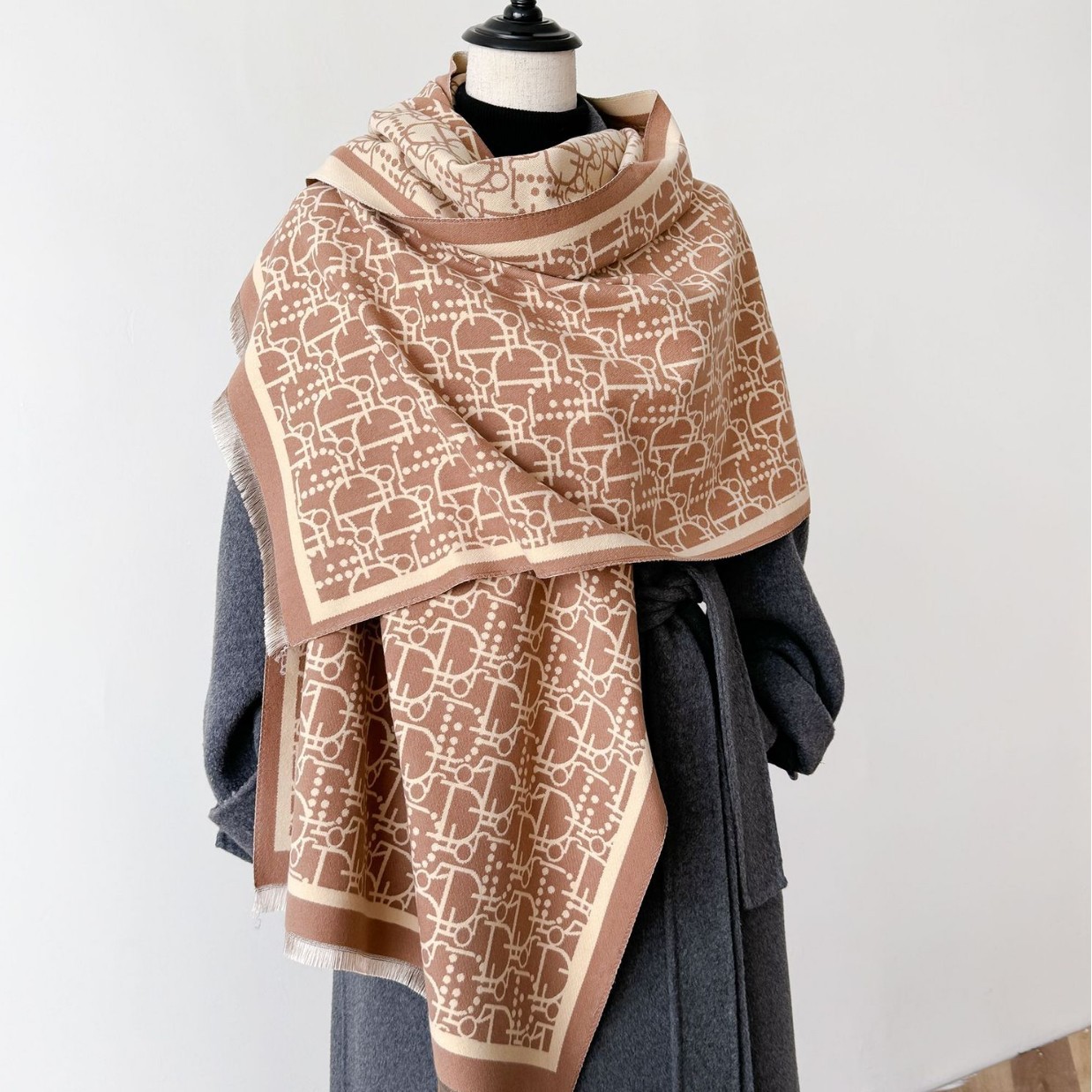 Bufandas de cachemira de doble cara de gran marca D letra de textura geométrica invierno grueso mantel de moda abrigo exterior