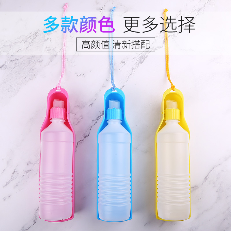 Mascota de viaje alimentador de agua 500ml mascota al aire libre suministros perro portátil hervidor mascota salida dispensador de agua