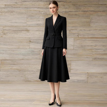 �ﶬ�r�к�ɫ�IŮȹ���b�����@�ݚ��|�������L���ȹ���b������