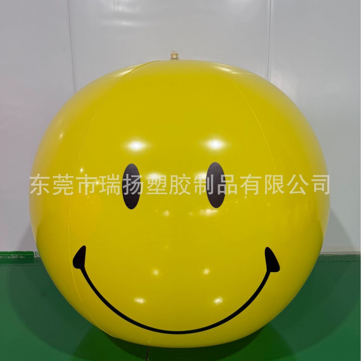 定 制pvc充气笑脸球气模 广告展示升空空飘球景区美陈闭气沙滩球