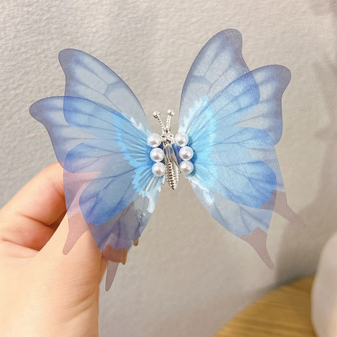 Butterfly Pattern Women's Fairy Style Butterfly Plastic Hair Clip