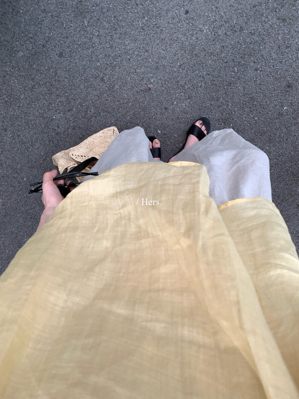 Áo hai dây nữ cổ V phối ren móc họa tiết, chất liệu linen mát mẻ, phong cách Hàn Quốc — màu hồng, màu vàng, màu mơ, màu kaki chi tiết 24