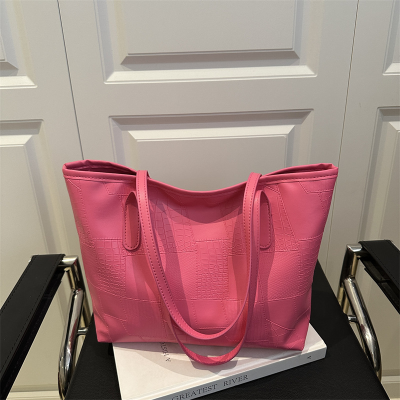 Bolsos de moda retro tote bolsos de mujer 2025 nuevo bolso de hombro de viaje de todo fósforo bolso de compras de gran capacidad
