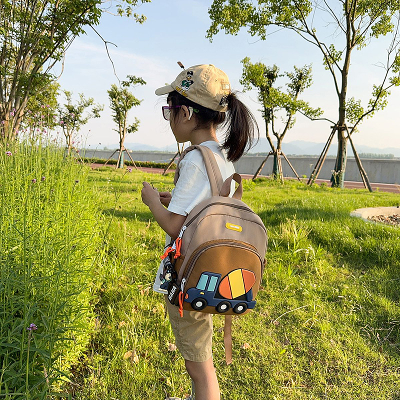 Bolsas escolares de gran capacidad para estudiantes de primaria, dibujos animados, excavadoras lindas, mochilas para niños y niñas, nueva ola de mochilas para niños transfronterizos