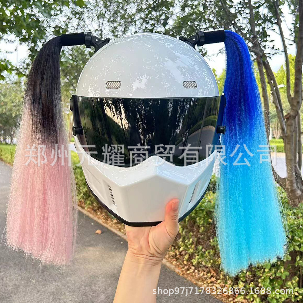 2 Helmet Dreadlock Ponytail Decorations with Large Suction Cups, Unisex, Suitable for Electric Vehicles and Motorcycles