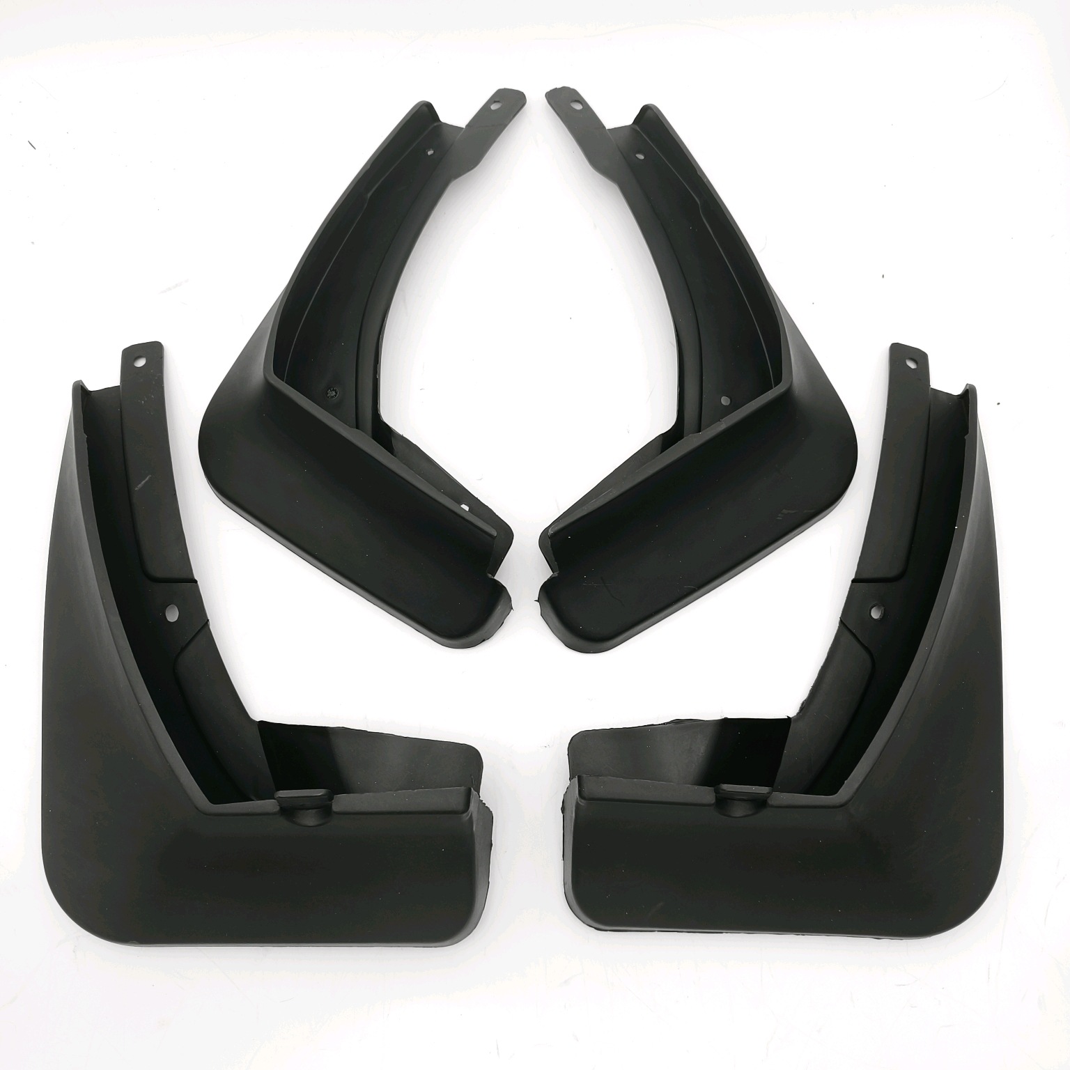 Aplicable a Junma S70 comercio exterior transfronterizo guardabarros de automóviles modificación de la piel de barro fábrica directa de venta de una pieza