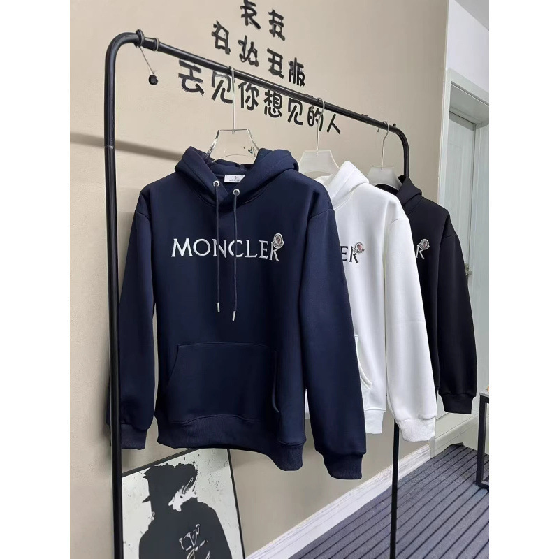 Complete with all three labels, this trendy autumn/winter new collection features embroidered letter logos on hoodies, available in unisex styles, offering a versatile and loose fit, perfect for couples
