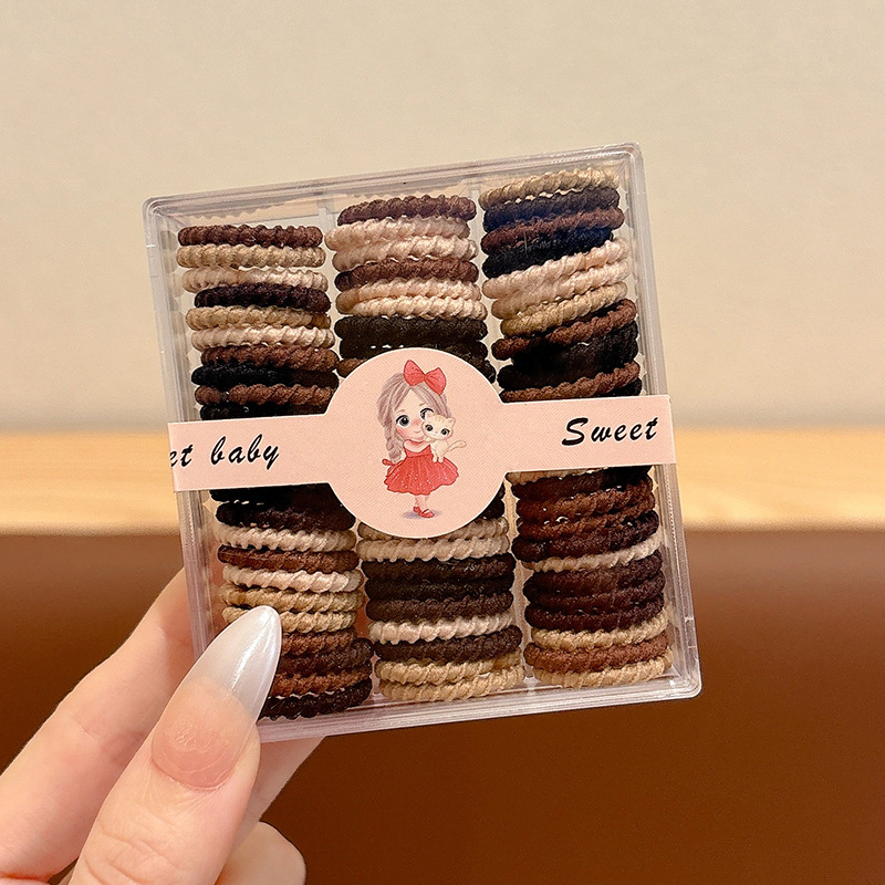 Brown threaded style 90 pieces ~ about 2cm
