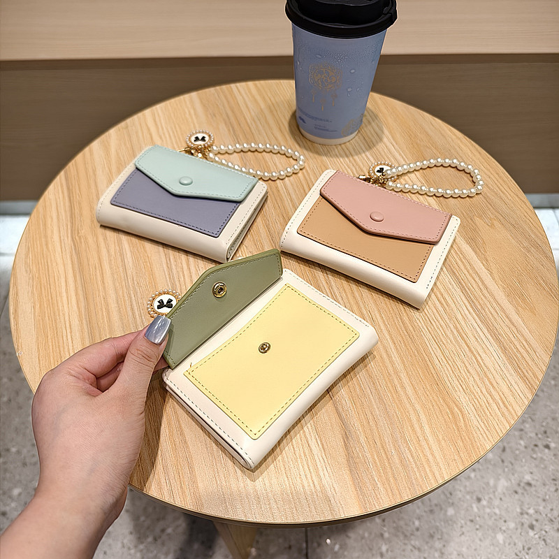 女性のための小さな財布 2025 新しいインターネット有名人ニッチデザインかわいいコントラストカラーバックルカードホルダーツーインワンマルチカードスロット財布|undefined