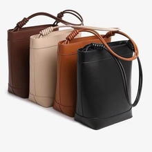 Z家女包 2024新款日韩百搭单肩手提斜挎链条包 绳结饰水桶包潮女