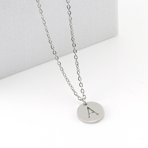 Cross-border European and American stainless steel letter necklace titanium steel letter necklace for women niche design 18K gold ins necklace for women