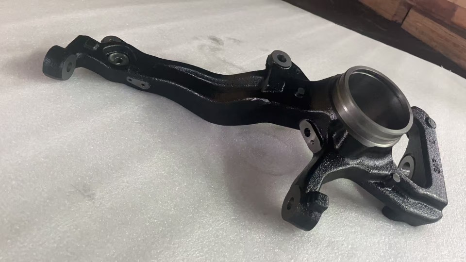 JB3C3K171E4B is suitable for Ford Ranger T7 T8 car steering knuckle, JB3C-3K171-E