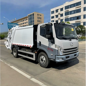 Rear-loading garbage compactor truck with sewage collection box to prevent secondary pollution, specialized vehicle for municipal sanitation