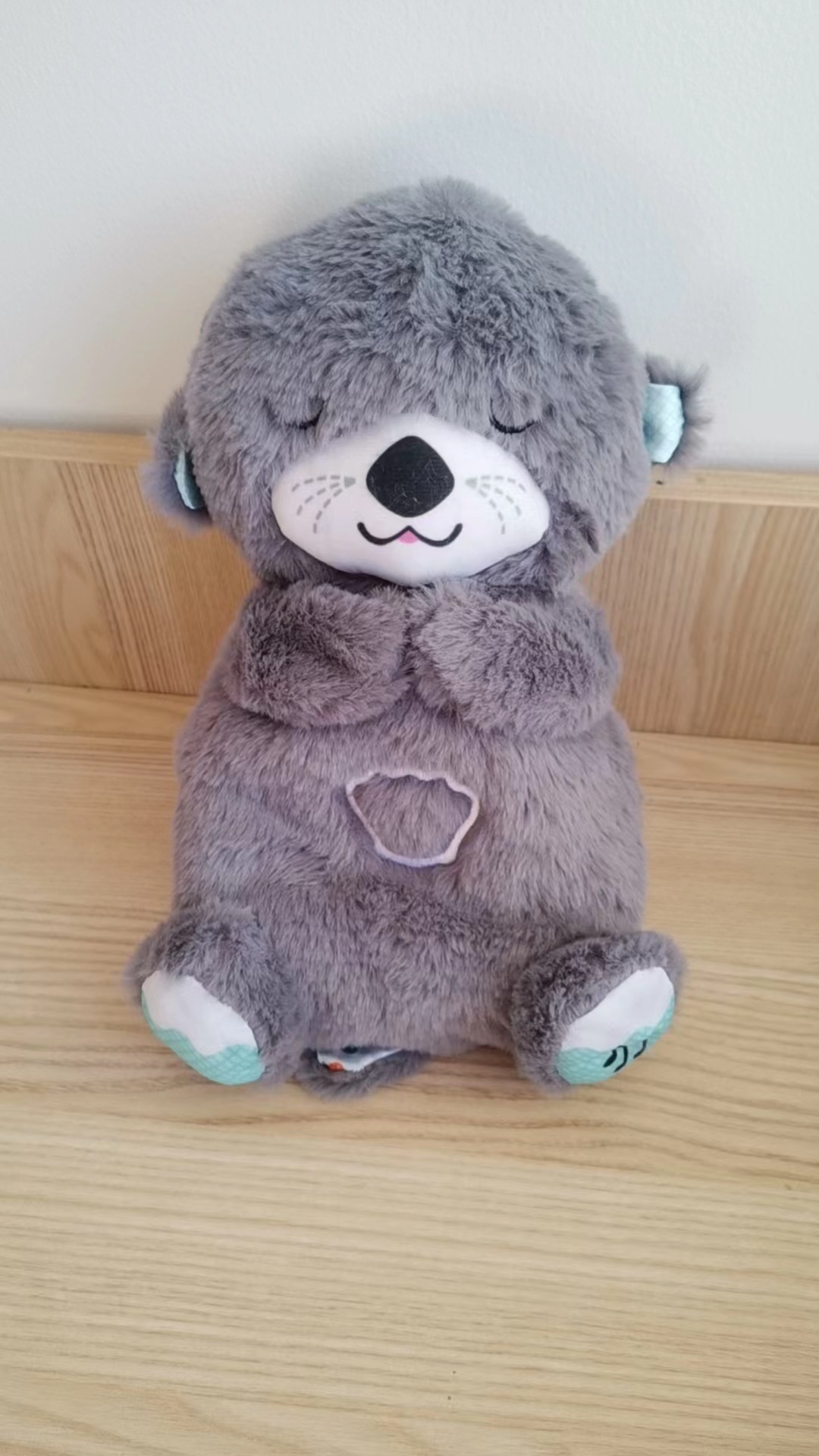 Respirando Oso Pequeña nutria Muñeca de peluche Bebé Consolando Acompañamiento Muñeca Apacigua Música Muñeca Educación temprana Regalo